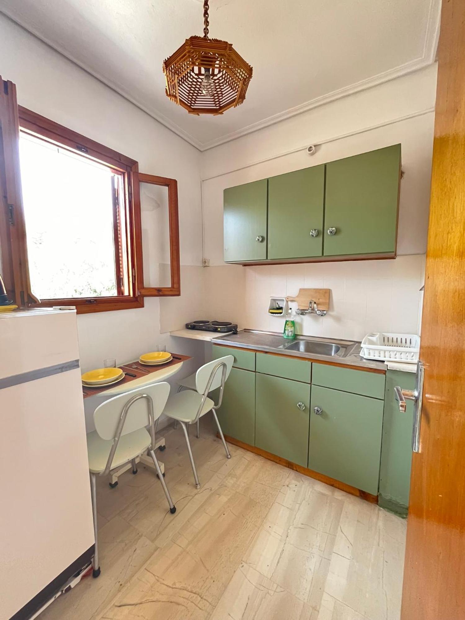 Oelia Rooms & Apartments Agia Marina  Buitenkant foto