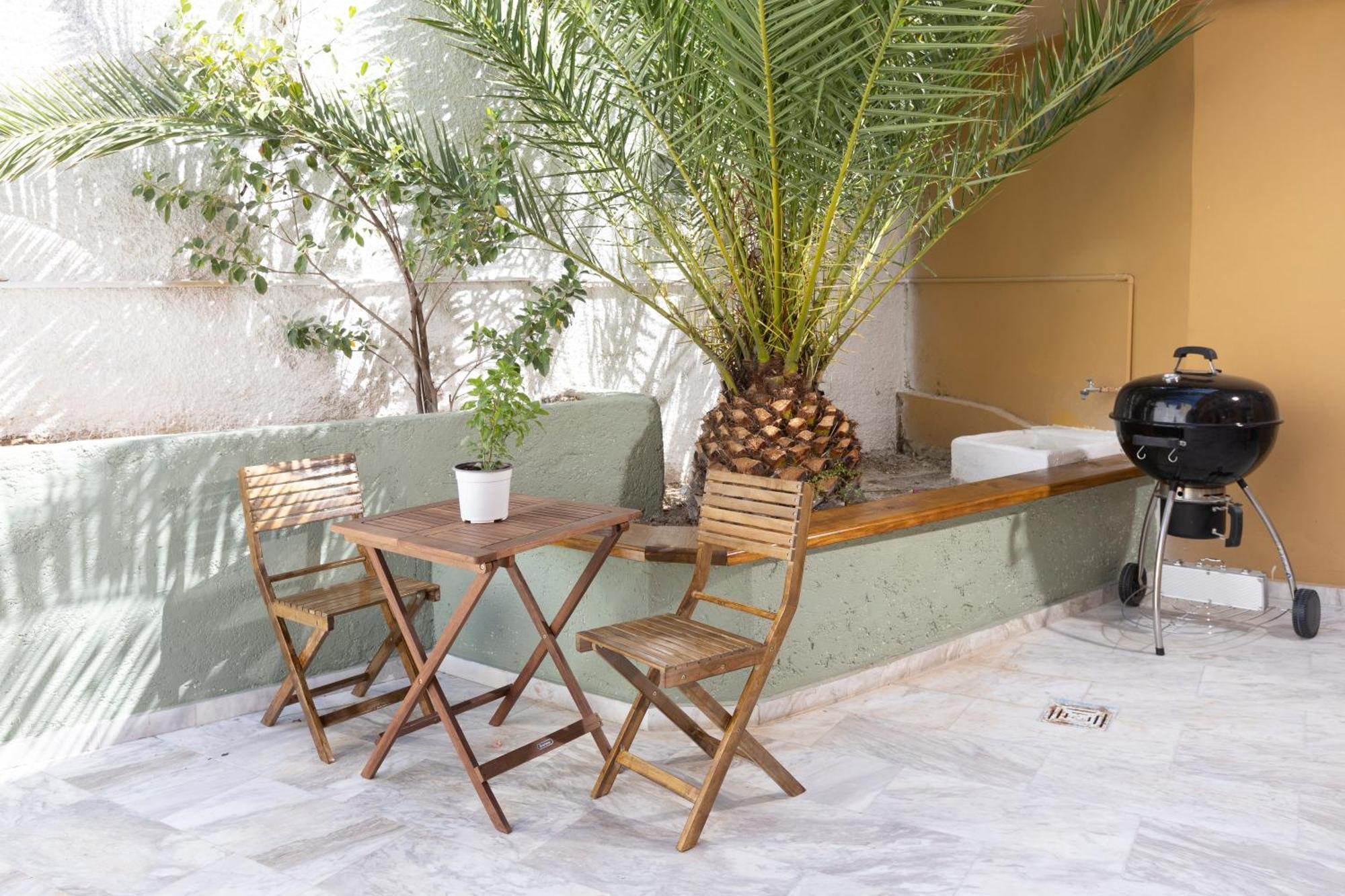 Oelia Rooms & Apartments Agia Marina  Buitenkant foto