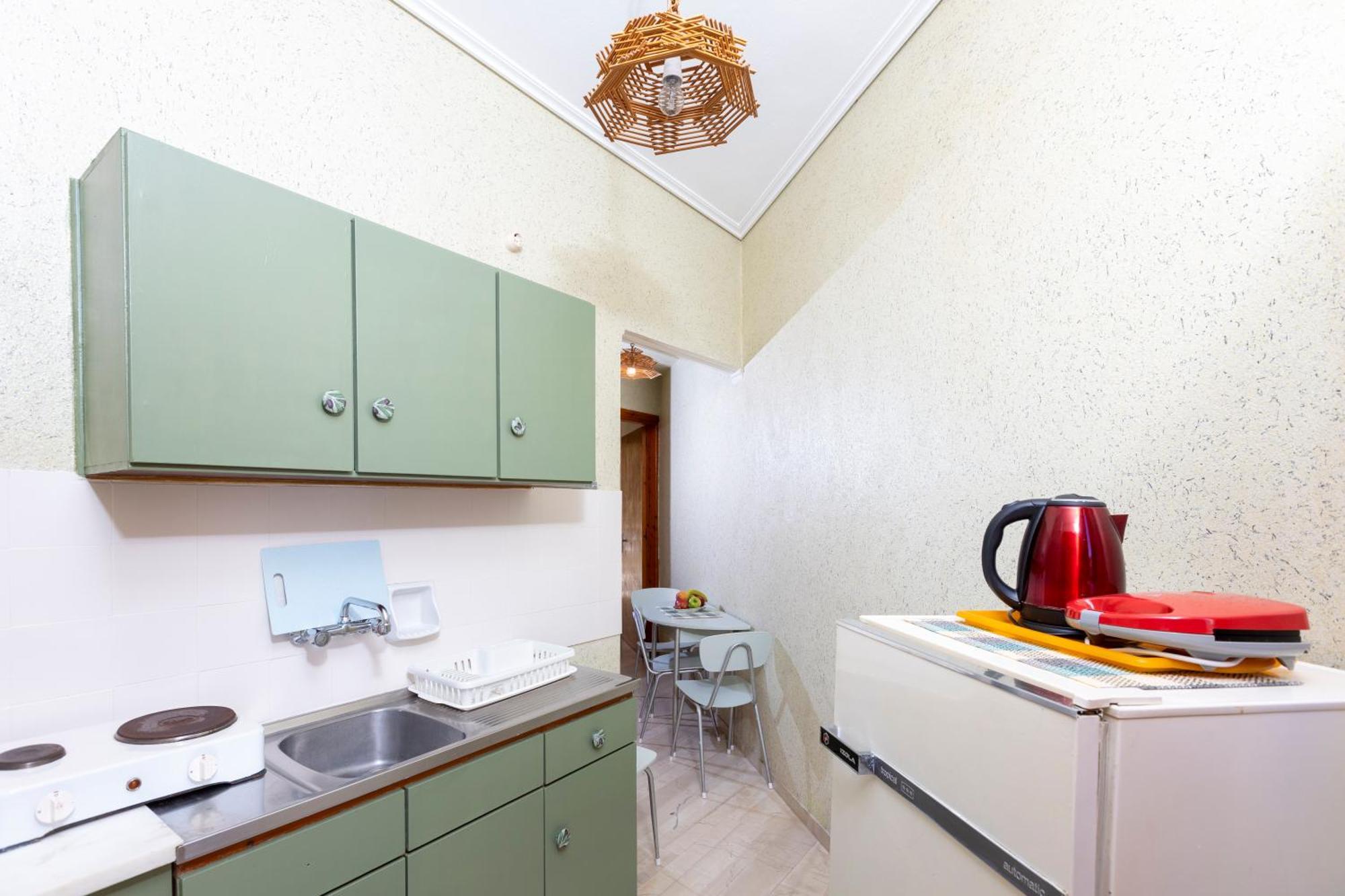 Oelia Rooms & Apartments Agia Marina  Buitenkant foto